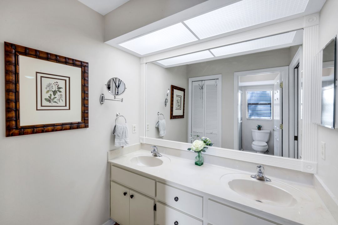 111 Blue Ridge Dr, Naples, FL 34112