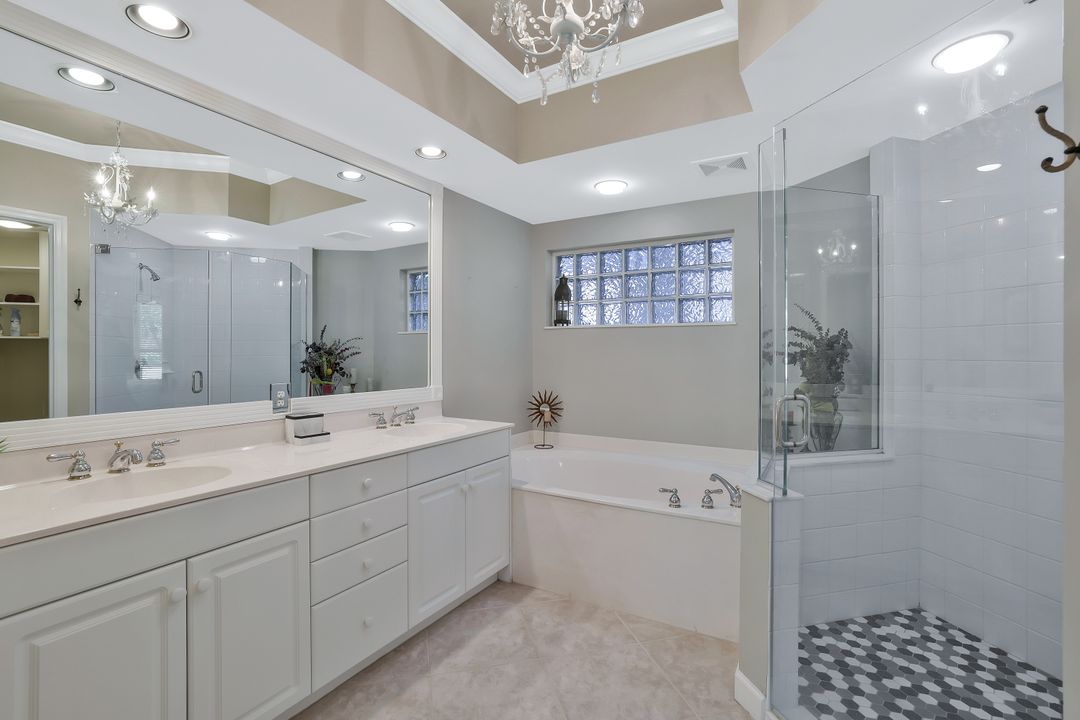 315 Dunes Blvd #T01, Naples, FL 34110