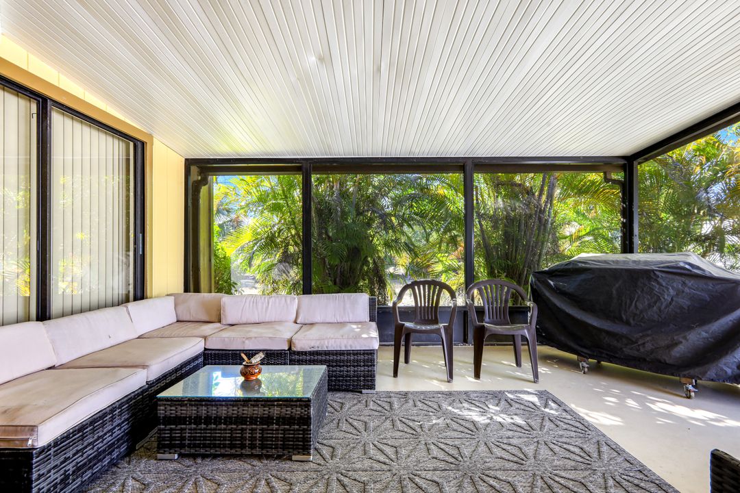 1410 SE 8th Ave, Cape Coral, FL 33990