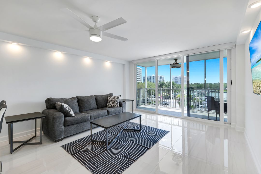 5 Bluebill Ave #410, Naples, FL 34108