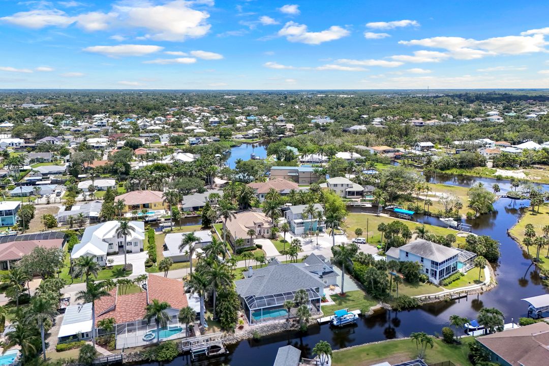27150 Mora Rd, Bonita Springs, FL 34135