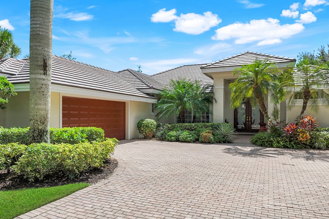 10005 Idle Pine Ln, Estero, FL 34135