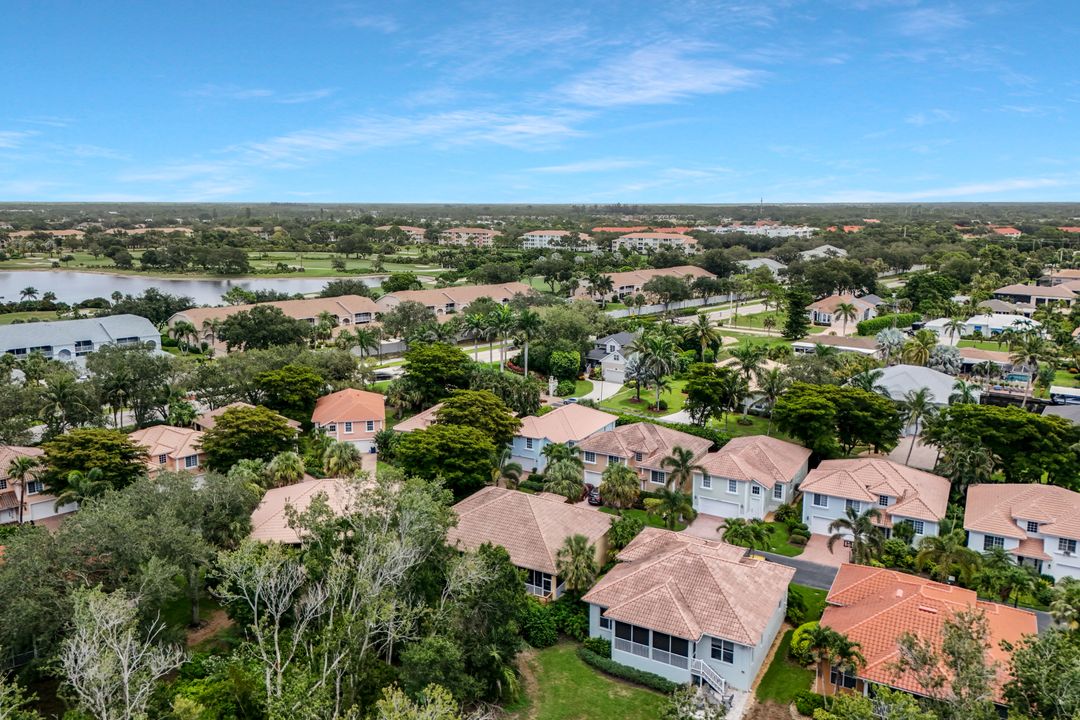 9168 Brendan Preserve Ct, Bonita Springs, FL 34135