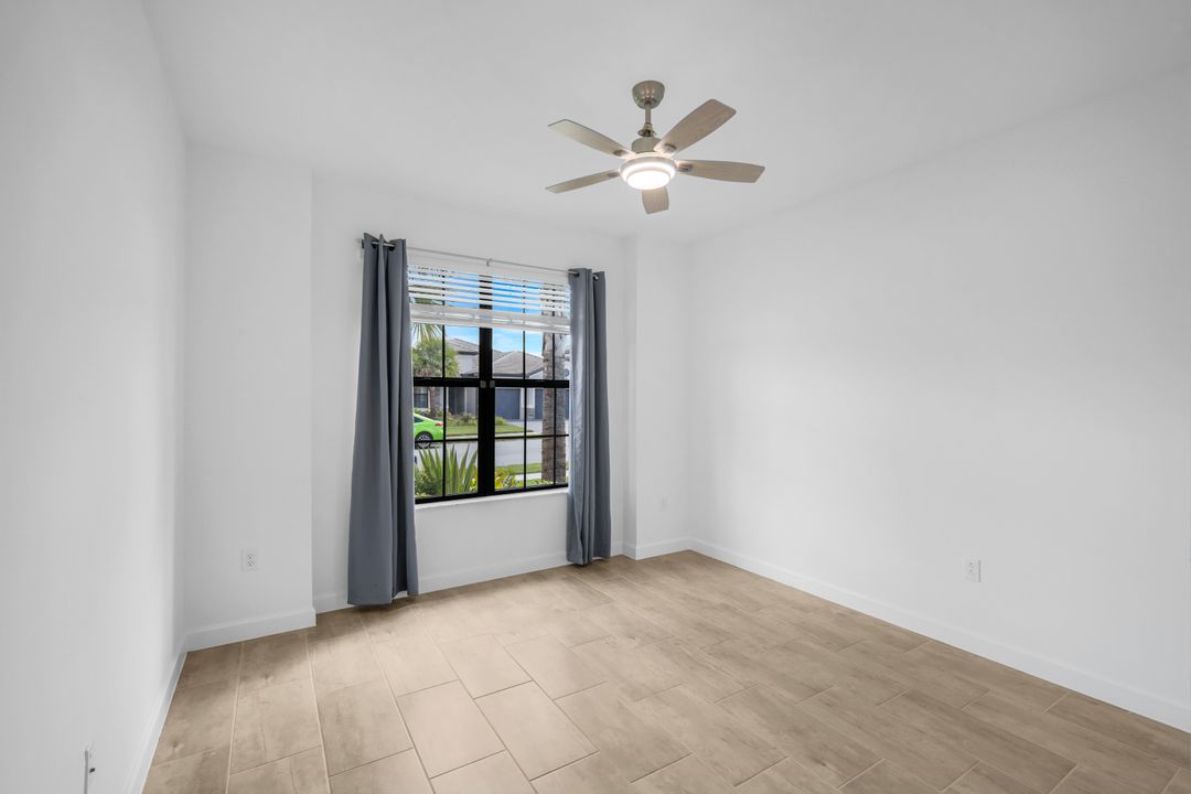 11404 Canopy Loop, Fort Myers, FL 33913