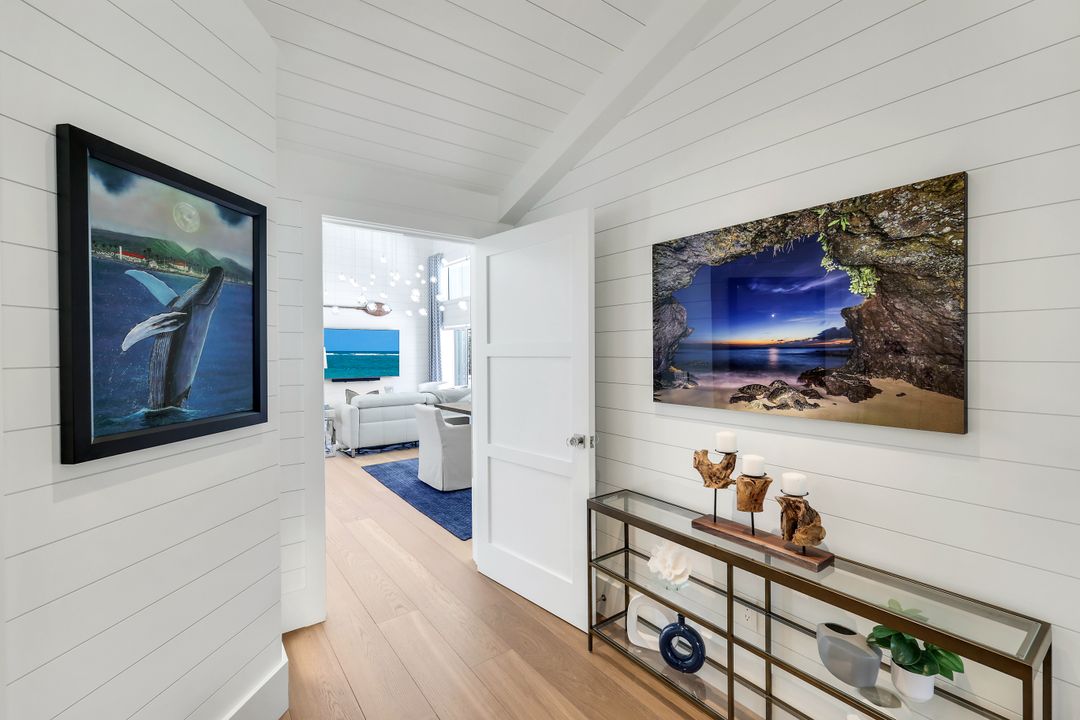 812 Tallow Tree Ct, Naples, FL 34108