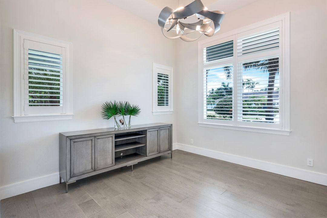 569 Neapolitan Way, Naples, FL 34103