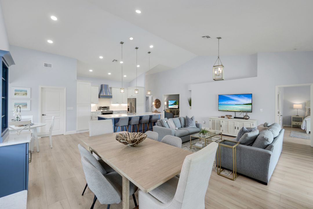 25061 Bay Cedar Dr, Bonita Springs, FL 34134
