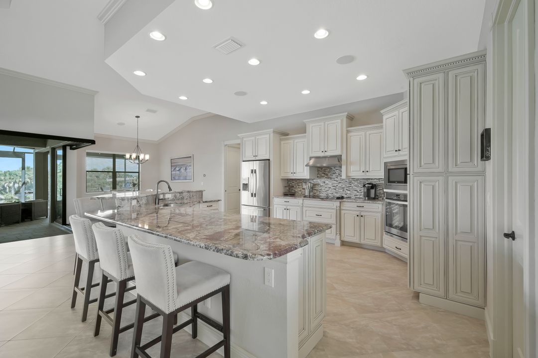 4223 NW 13th St, Cape Coral, FL 33993