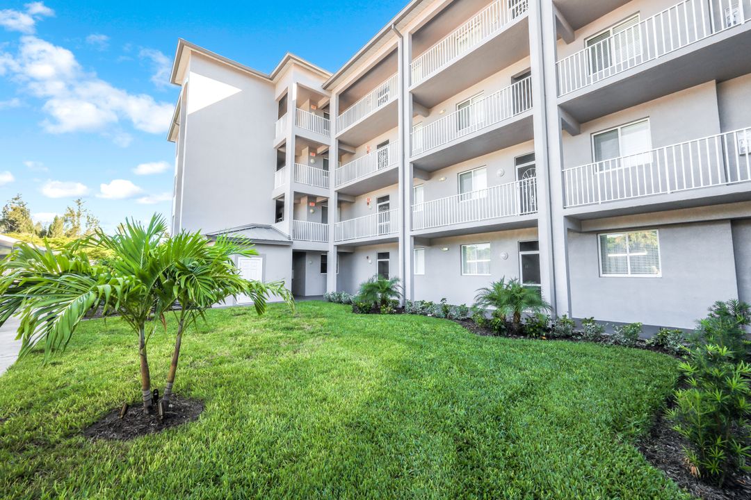 16685 Lake Cir Dr #1012, Fort Myers, FL 33908