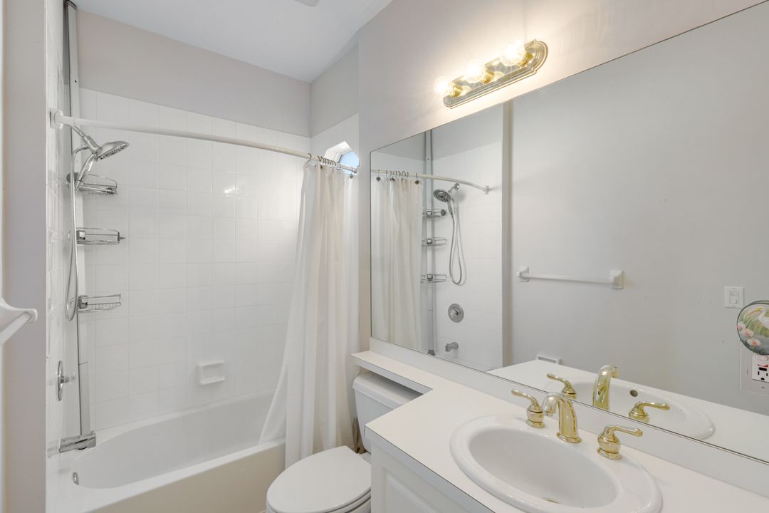 9630 Village View Blvd #202, Bonita Springs, FL 34135