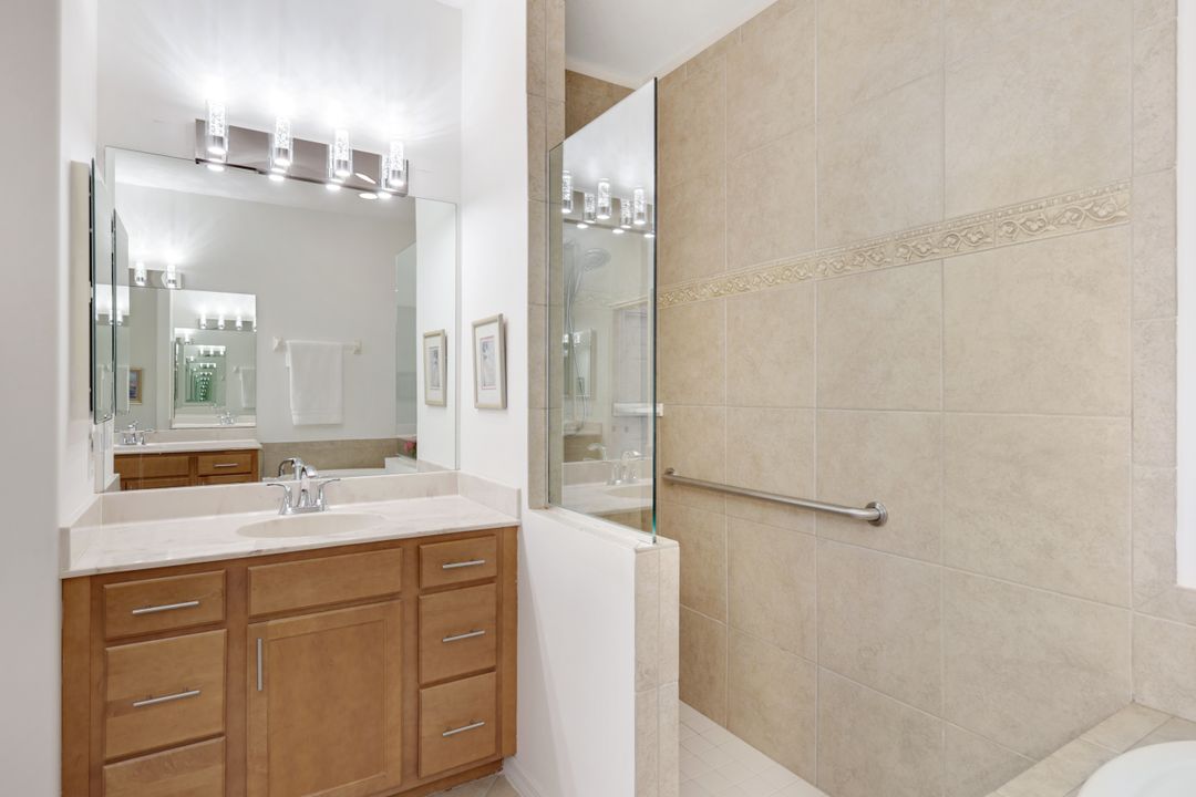 12867 Carrington Cir #102, Naples, FL 34105