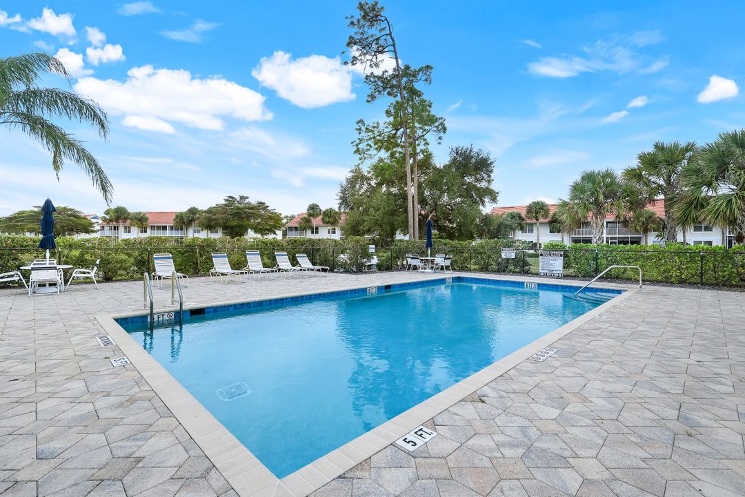 5070 Cedar Springs Dr #204, Naples, FL 34110