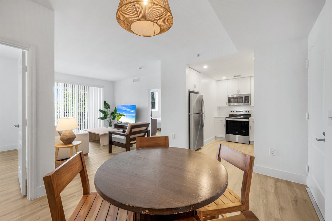 6620 SW 57th Ave #C202, South Miami, FL 33143