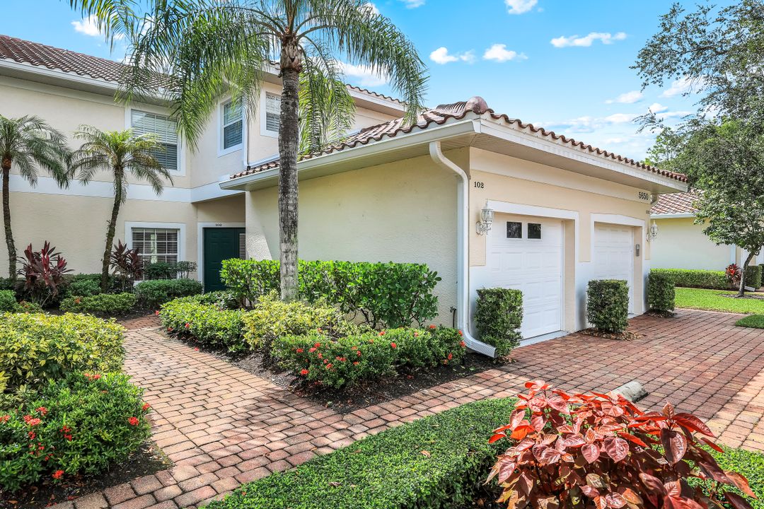 5650 Northboro Dr #102, Naples, FL 34110