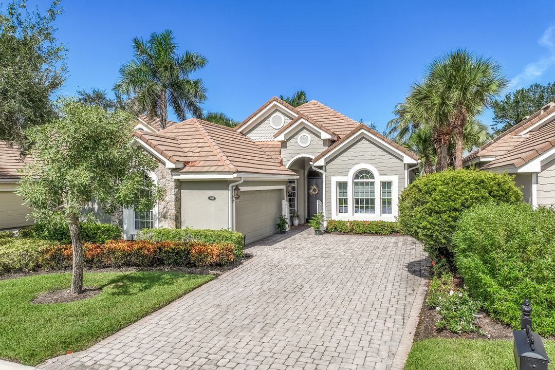 8544 Mallards Way, Naples, FL 34114