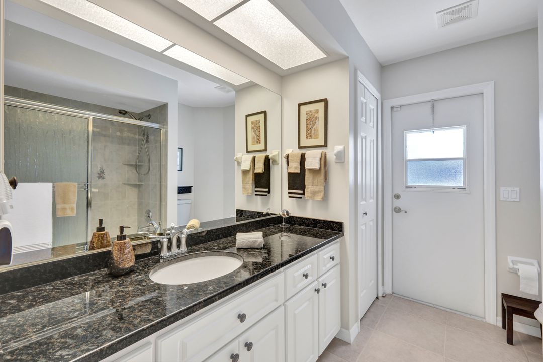 610 Archer Pkwy W, Cape Coral, FL 33904