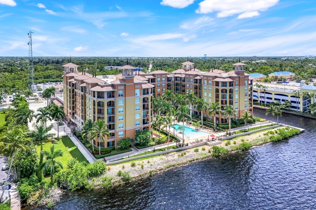 2825 Palm Beach Blvd #316, Fort Myers, FL 33916