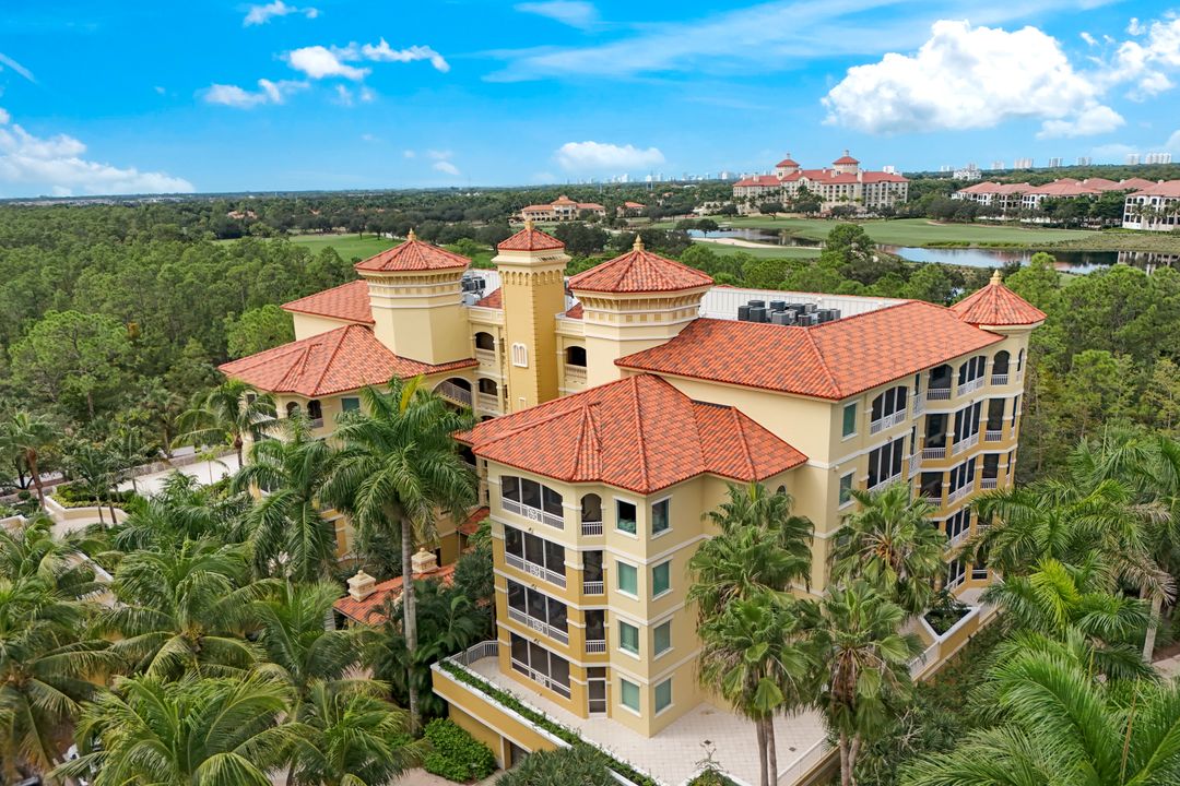 2748 Tiburon Blvd E #C502, Naples, FL 34109