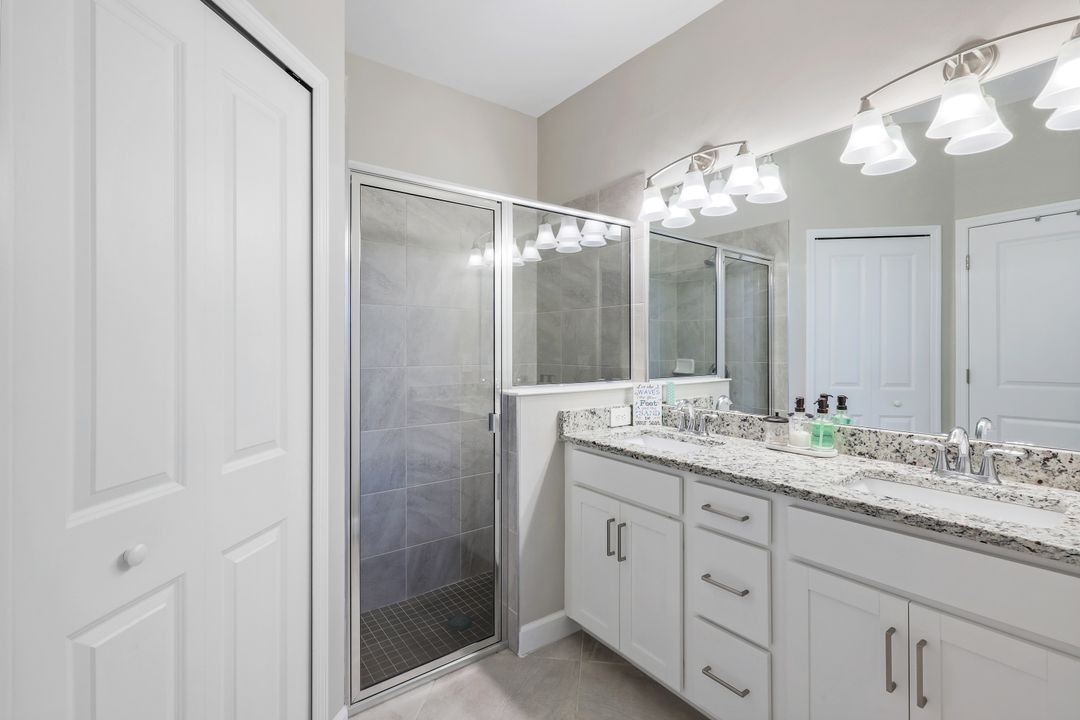 14033 Pine Lodge Ln, Fort Myers, FL 33913