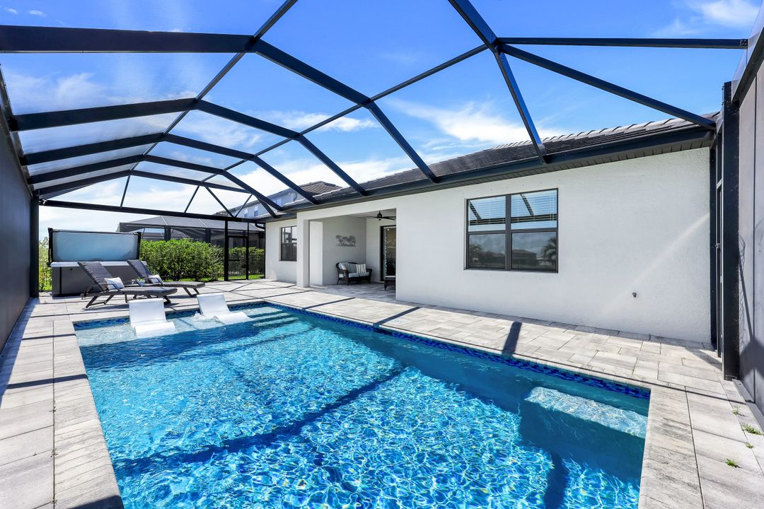 11477 Canopy Loop, Fort Myers, FL 33913