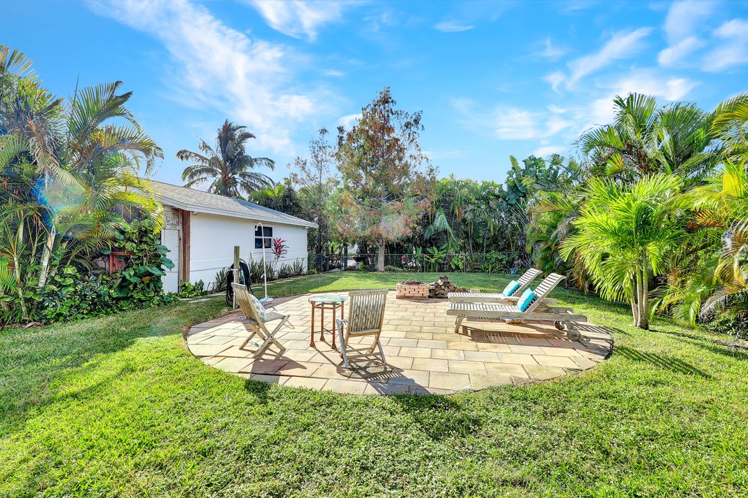2125 St Croix Ave, Fort Myers, FL 33905