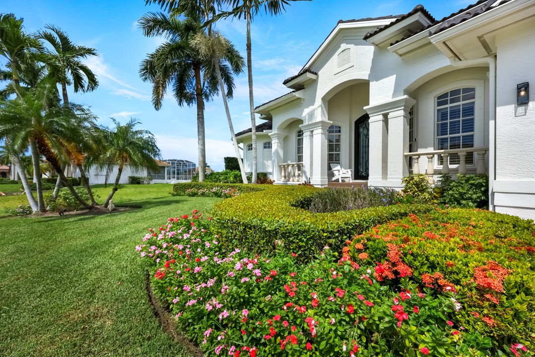 466 Clifton Ct, Marco Island, FL 34145