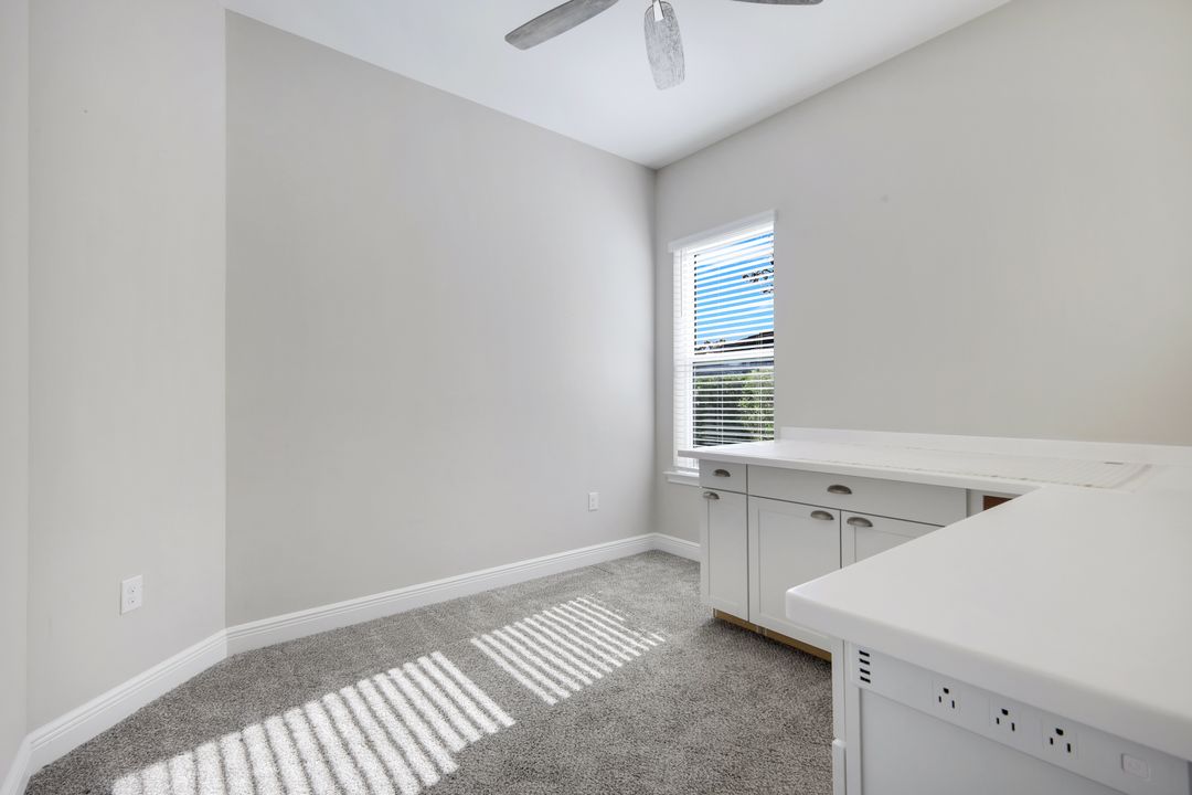 3480 Pilot Cir, Naples, FL 34120