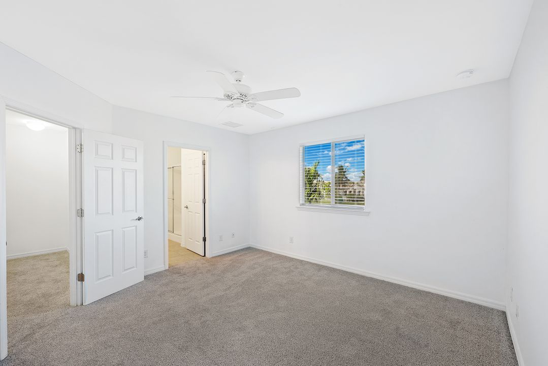 3827 Clearbrook Ln, Fort Myers, FL 33966