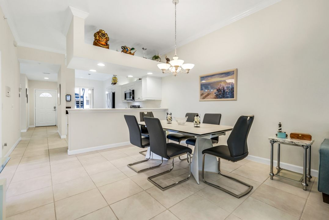 14530 Red Fox Run #215, Naples, FL 34110