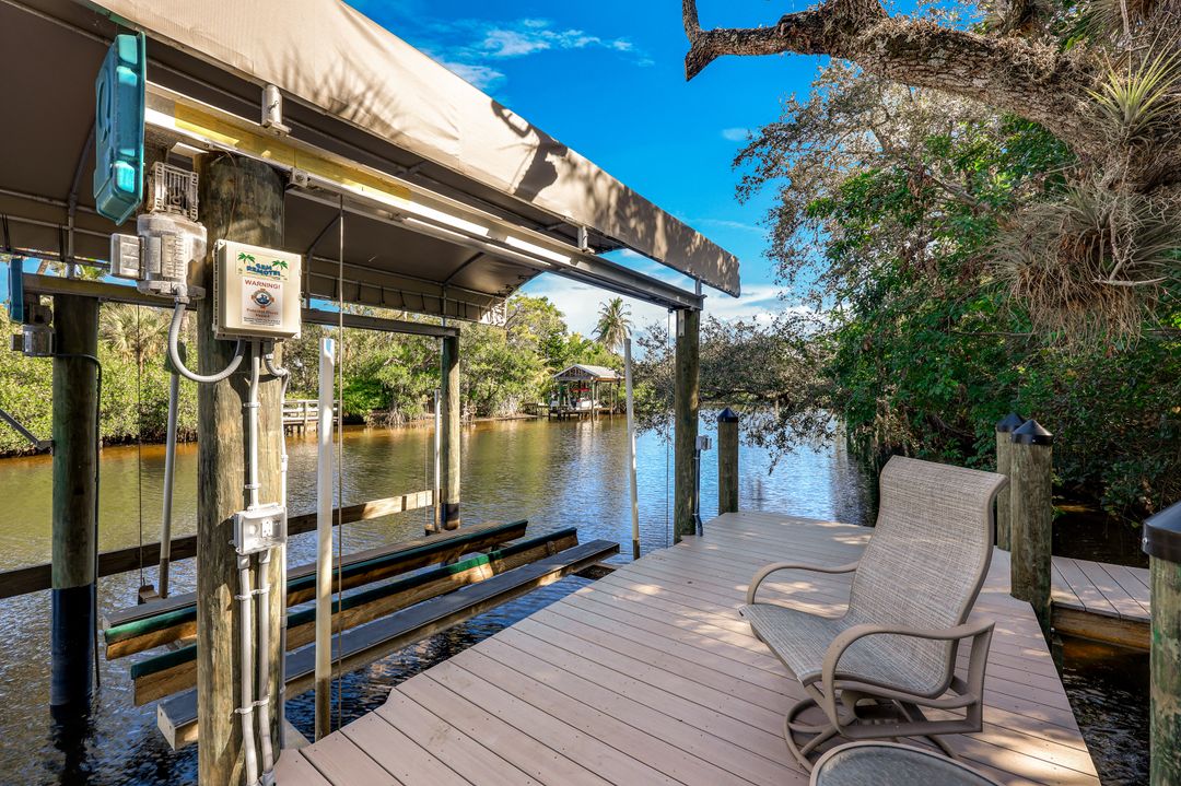 9976 Puopolo Ln, Bonita Springs, FL 34135