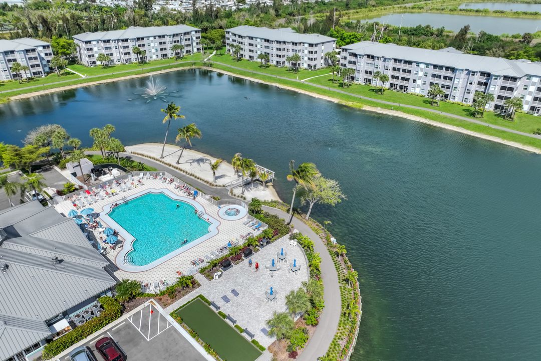 16615 Lake Cir Dr #438, Fort Myers, FL 33908