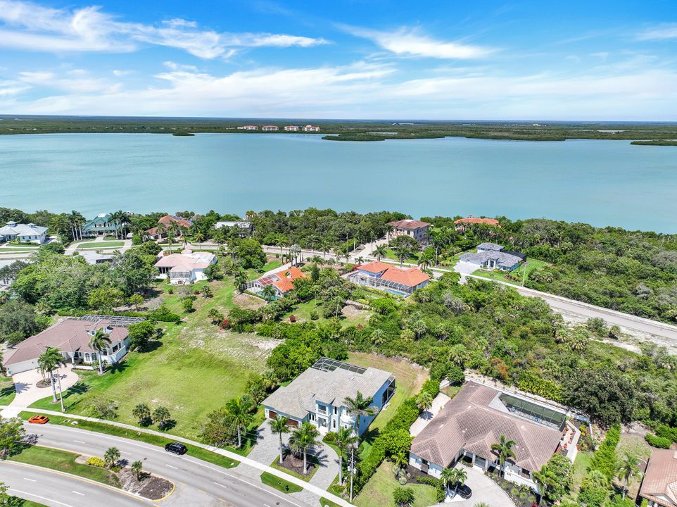 671 S Barfield Dr, Marco Island, FL 34145