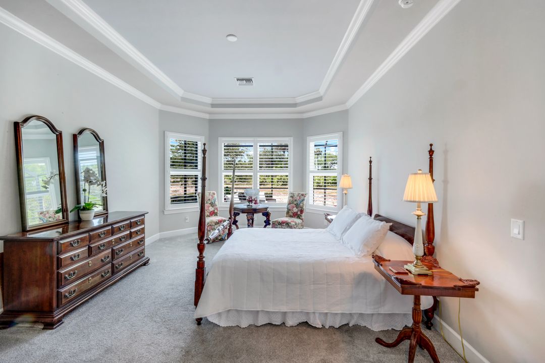 8396 Promoso Ct, Naples, FL 34114