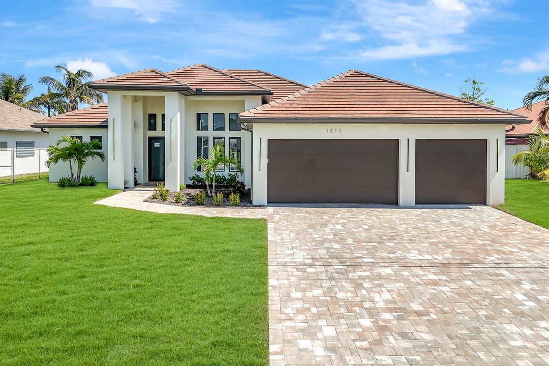 1511 SE 21st St, Cape Coral, FL 33990