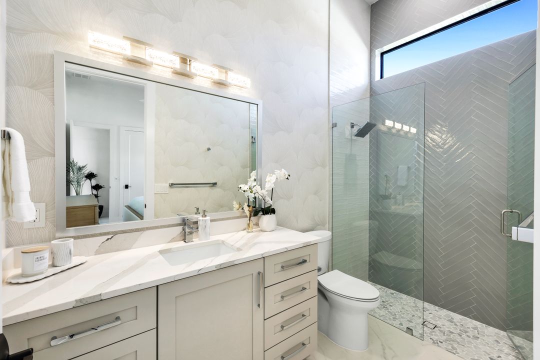 3806 NW 4th St, Cape Coral, FL 33993