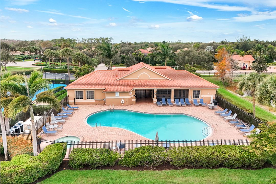 10542 Yorkstone Dr, Bonita Springs, FL 34135