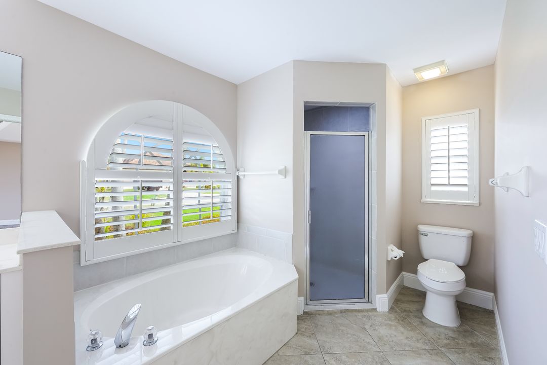 142 Saxon St, Marco Island, FL 34145