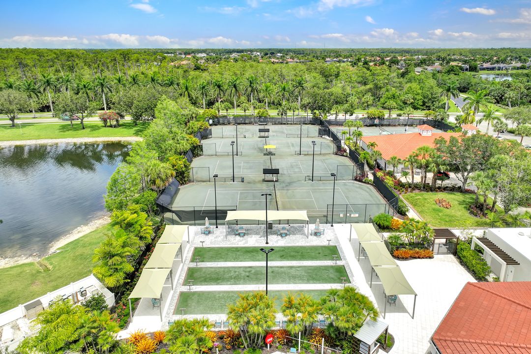 4685 Winged Foot Ct #103, Naples, FL 34112