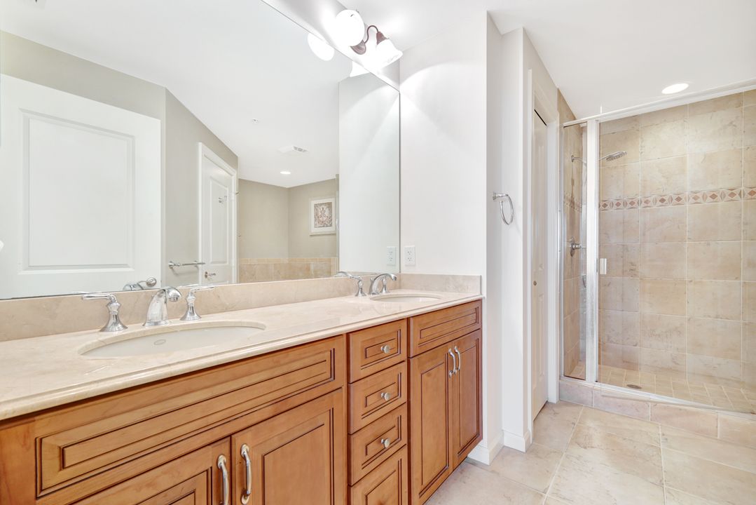 5781 Cape Harbour Dr #1005, Cape Coral, FL 33914