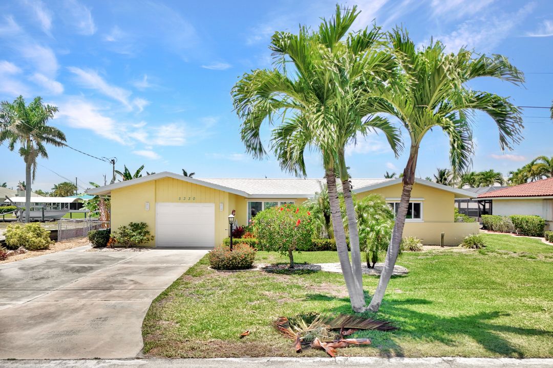 5330 Cobalt Ct, Cape Coral, FL 33904
