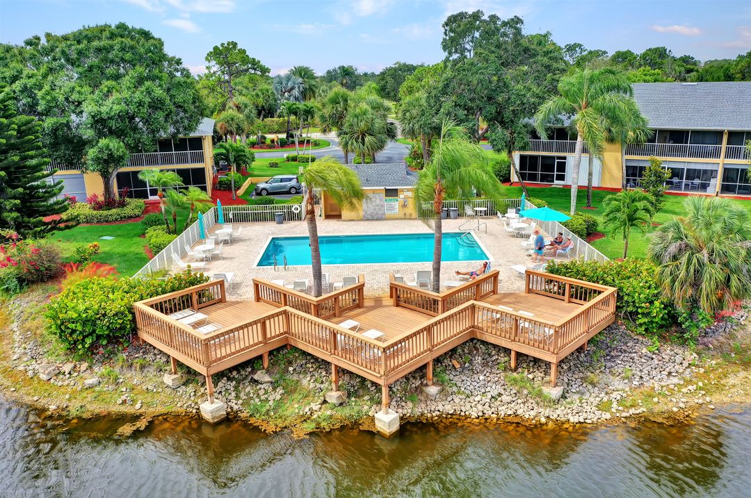 1330 Yesica Ann, Cir 1 #206, Naples, FL 34110
