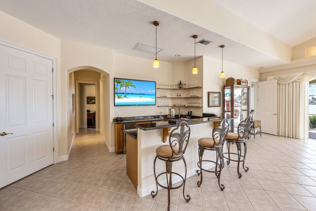 5231 SW 5th Pl, Cape Coral, FL 33914