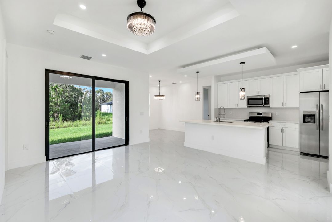 2709 53rd St SW, Lehigh Acres, FL 33976