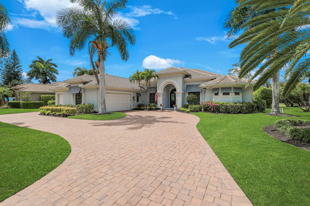 12371 Water Oak Dr, Estero, FL 33928