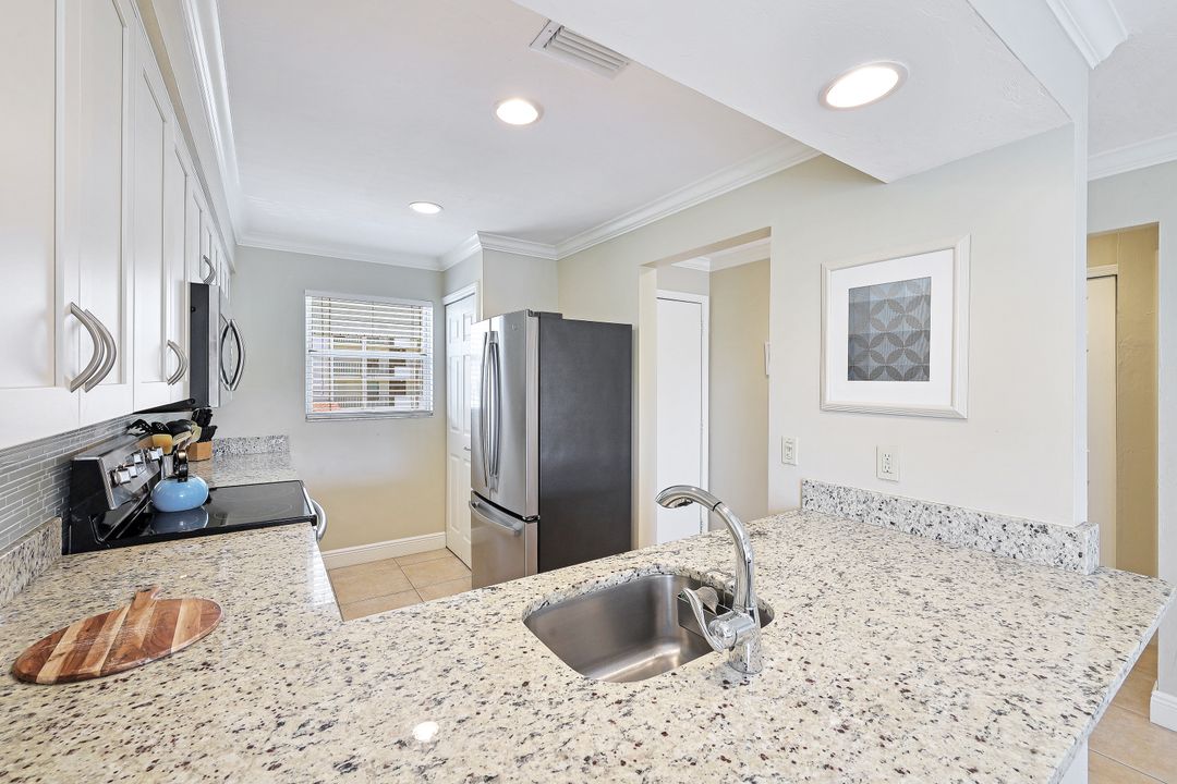 1060 Swallow Ave #207, Marco Island, FL 34145