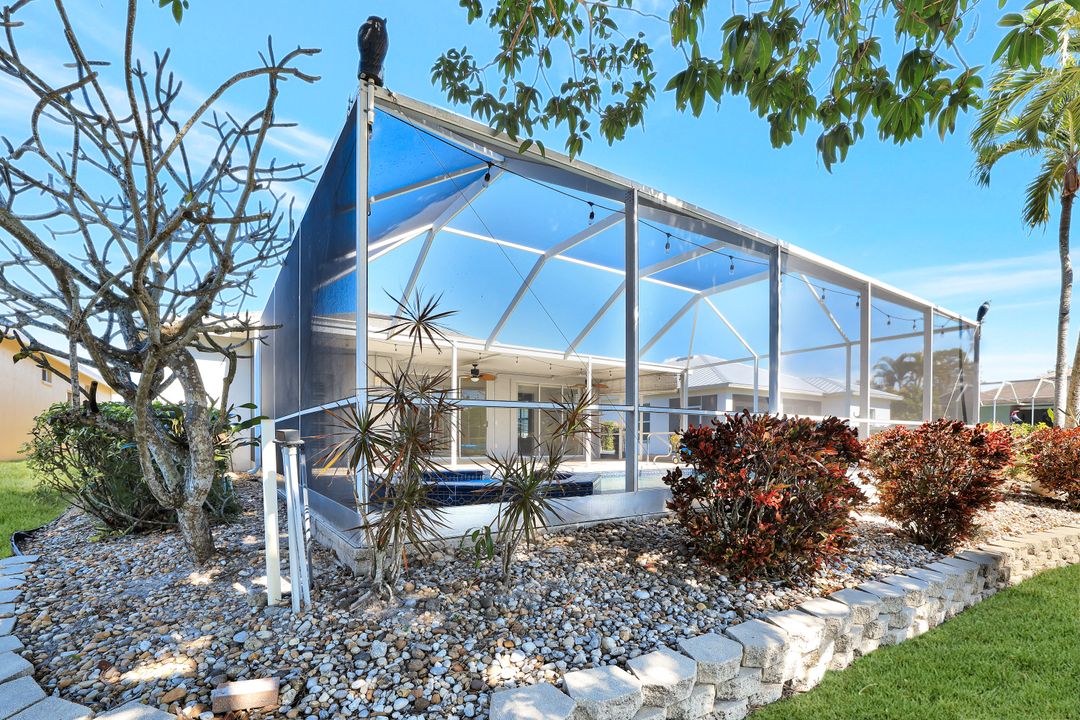 173 Stanhope Cir, Naples, FL 34104