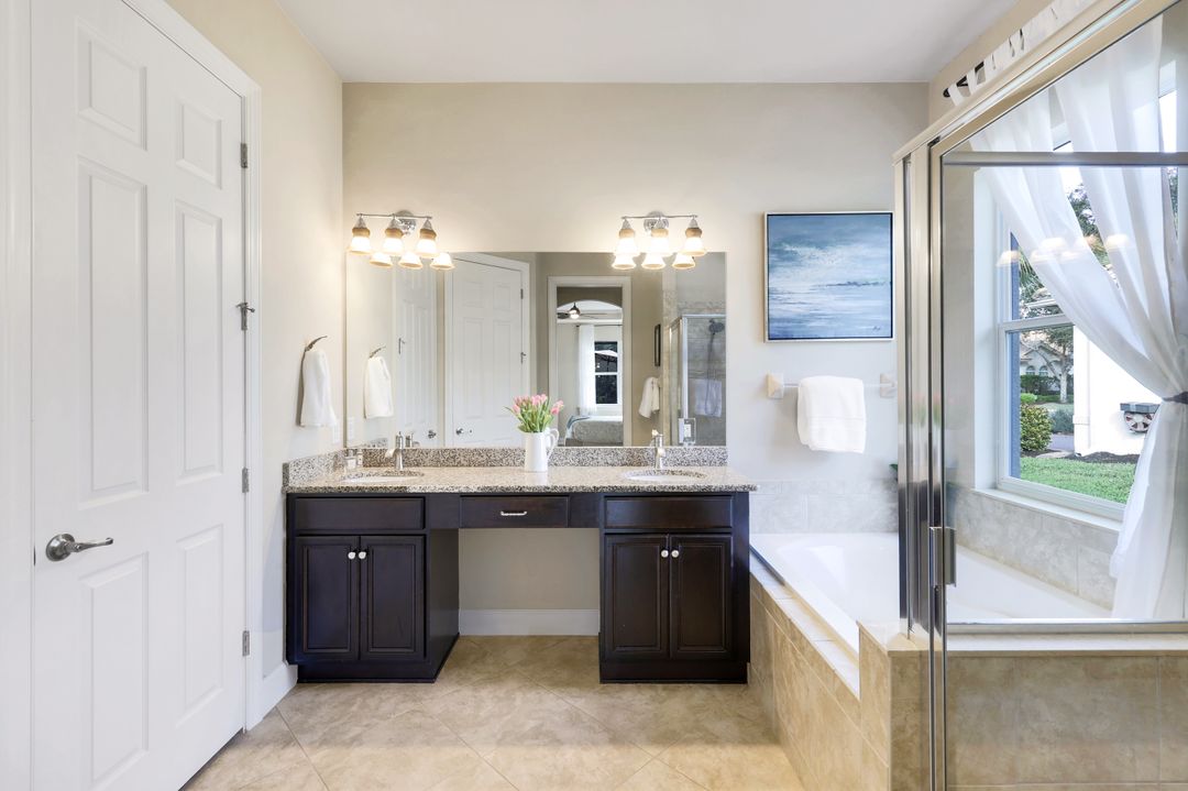 10542 Yorkstone Dr, Bonita Springs, FL 34135