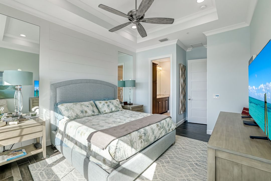 6541 Dominica Dr #201, Naples, FL 34113