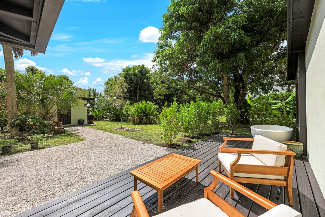 3032 Coco Ave, Naples, FL 34112