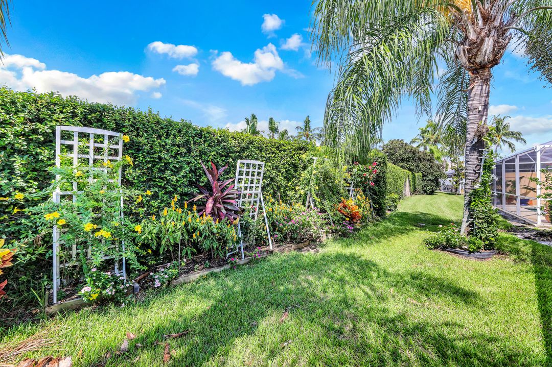 4823 Lasqueti Way, Naples, FL 34119